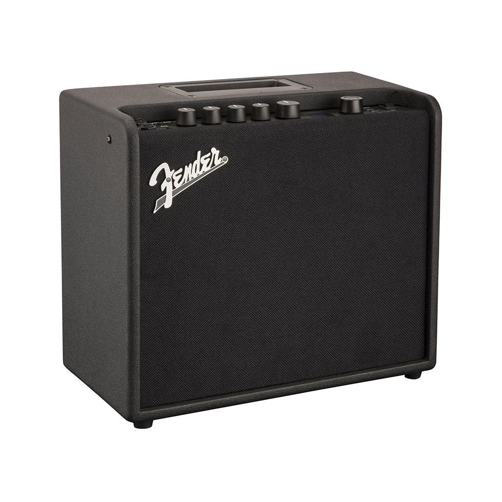 Fender Mustang LT25 Guitar Combo Amplifier, 230V UK - Image 2