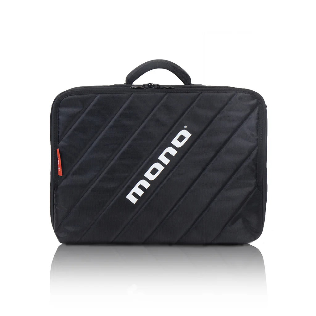 MONO Pedalboard Small, Silver and Club Accessory Case 2.0, Black - Image 8